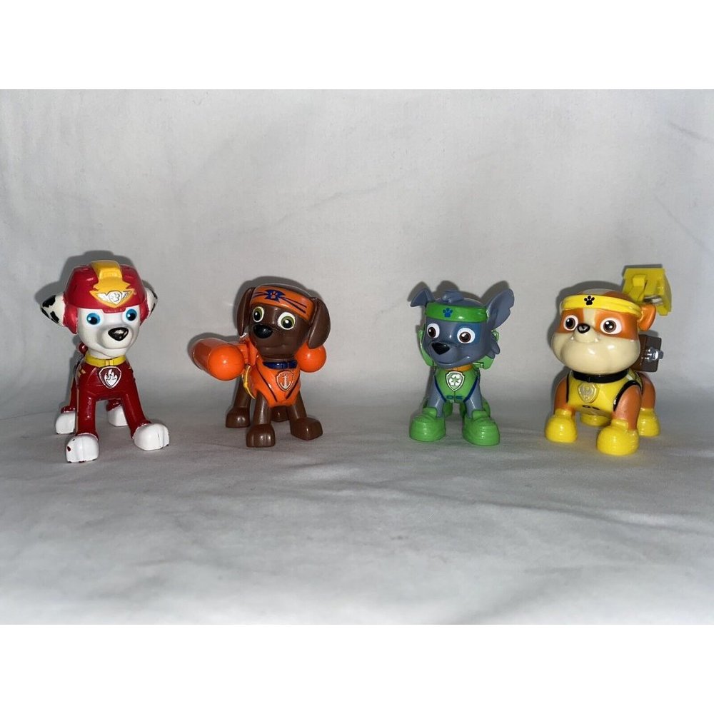 paw patrol figures lot of 4 dogs great condition